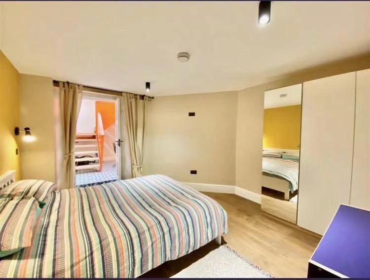 Plymouth Hoe - Stunning 2 Bedroom Lower Ground Floor Apartment エクステリア 写真